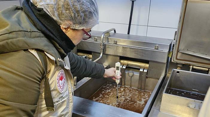 Lavabo tıkanıklığına pet şişe çözümü! Usta çağırmaya gerek yok 8